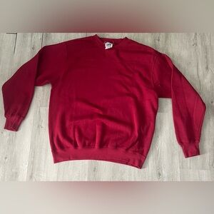 Vintage Lee Men’s Crewneck Sweatshirt in Deep Red